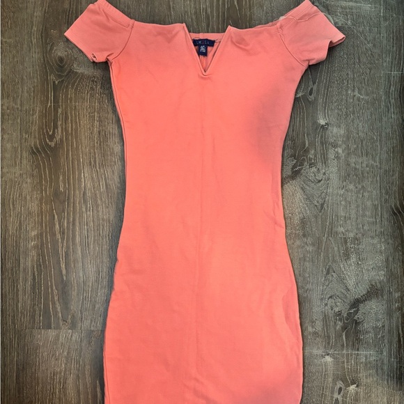 PEACH DRESS - Picture 1 of 5